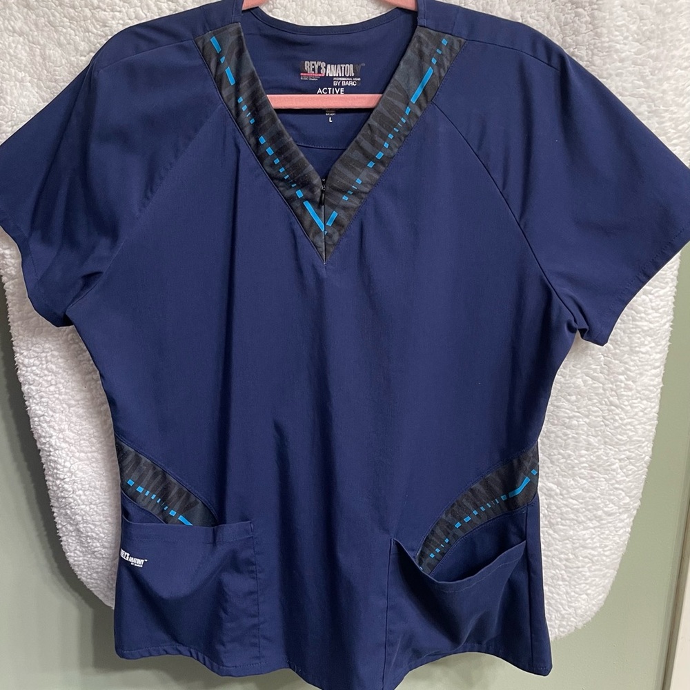 Large Scrub top. Greys anatomy by BARCO